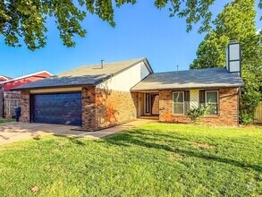 Building Photo - Beautifully Updated 4 Bedroom 2 Bathroom i...