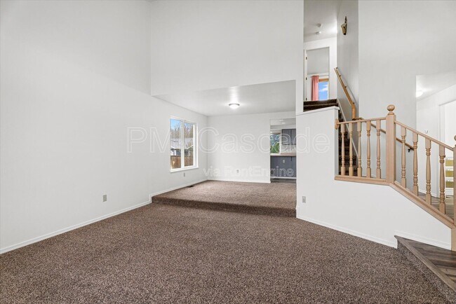 Building Photo - 12605 225th St E