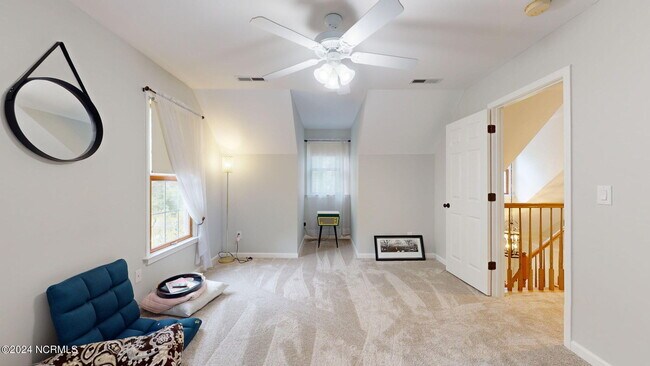 Building Photo - 506 Royal Tern Dr