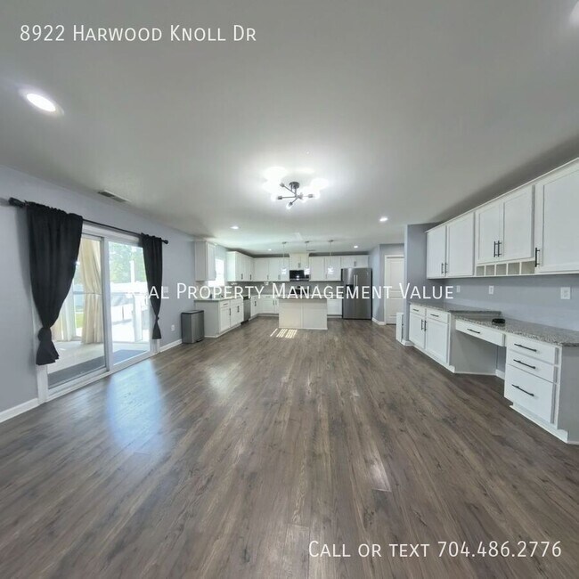 Building Photo - 8922 Harwood Knoll Dr