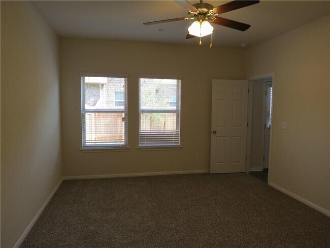 Building Photo - 2304 S Lakeline Blvd