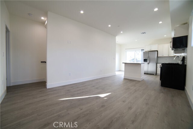 Building Photo - 4559 Pickford St