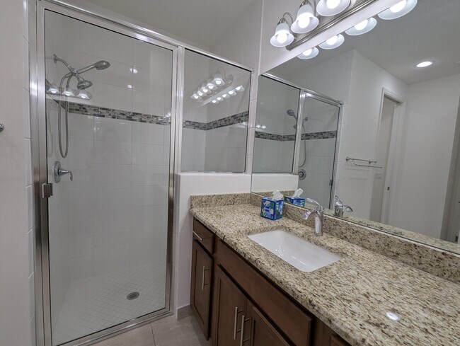 Building Photo - 13541 SW Oceanus Blvd