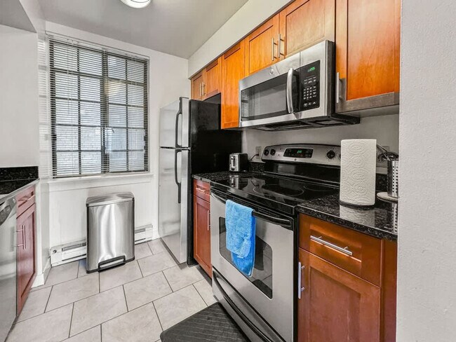 Building Photo - 111-23 N 15th St