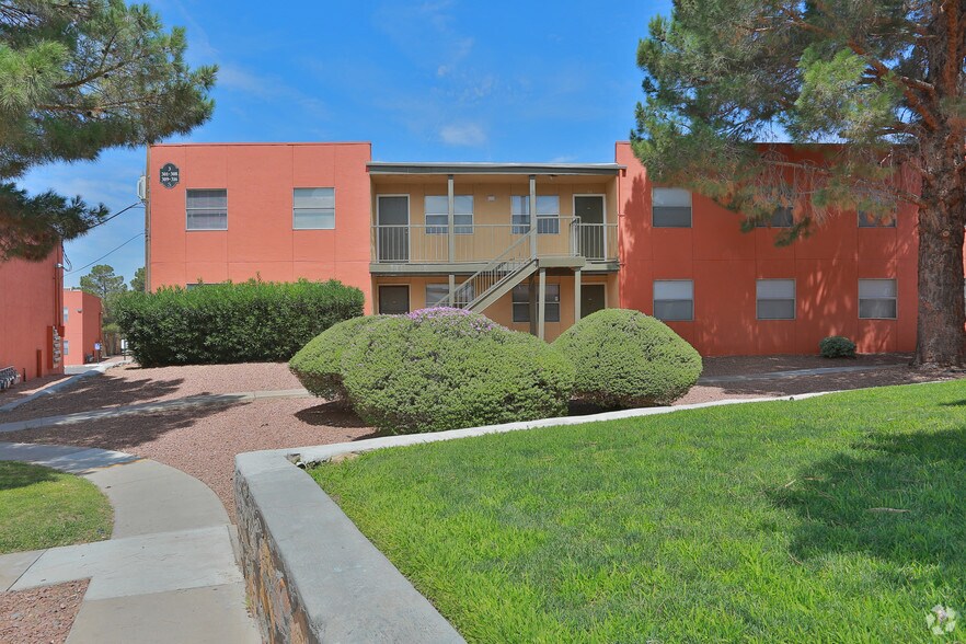 Southview 611 N Yarbrough Dr El Paso TX 79915 Apartment Finder
