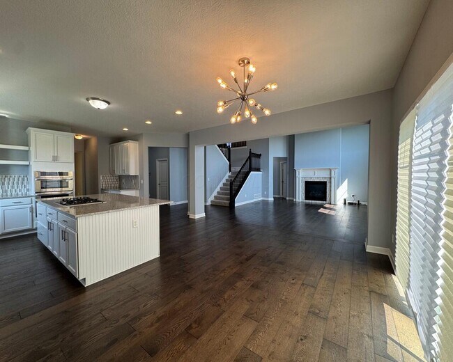 Building Photo - 6306 Avondale Woods Blvd