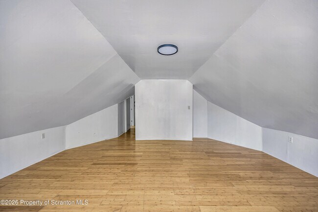 Building Photo - 1149 Luzerne St