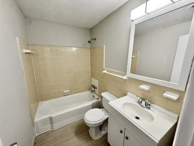 Building Photo - 3141 Arrendale St