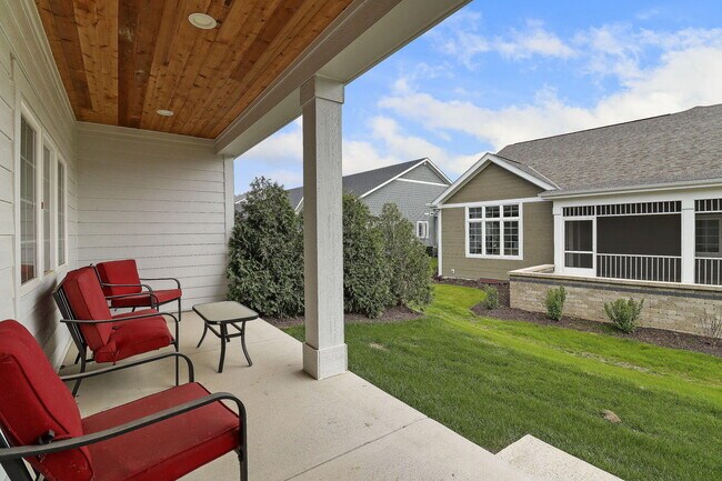 Building Photo - 4706 S Cottage Ln