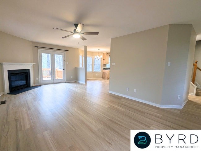 Building Photo - 14955 Featherchase Dr