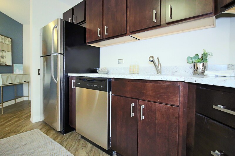 Building Photo - 16 W Chestnut St