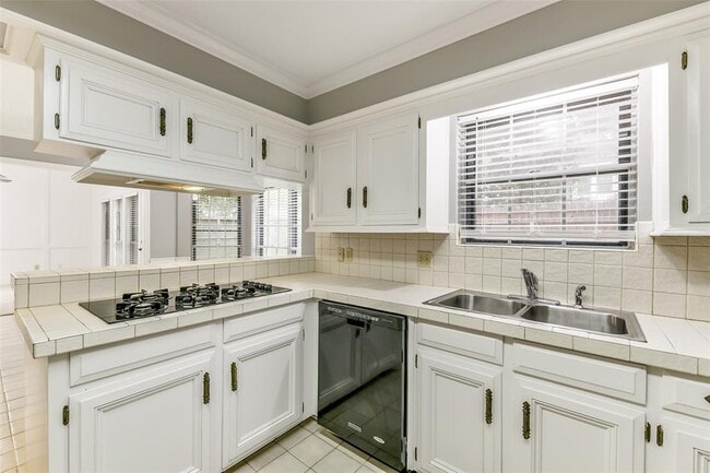 Building Photo - 16019 Stratton Park Dr