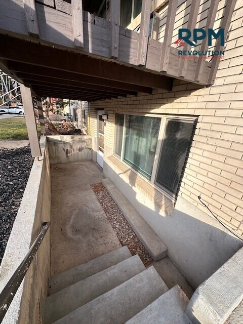 Building Photo - "Charming 2-Bed Retreat with Spacious Living in Washington Terrace!"