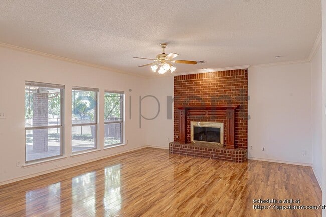 Building Photo - 514 Big Oak Ct