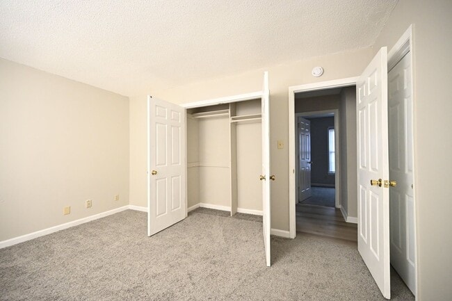 Building Photo - For Rent: Beautiful 3-Bedroom Home in Durh...