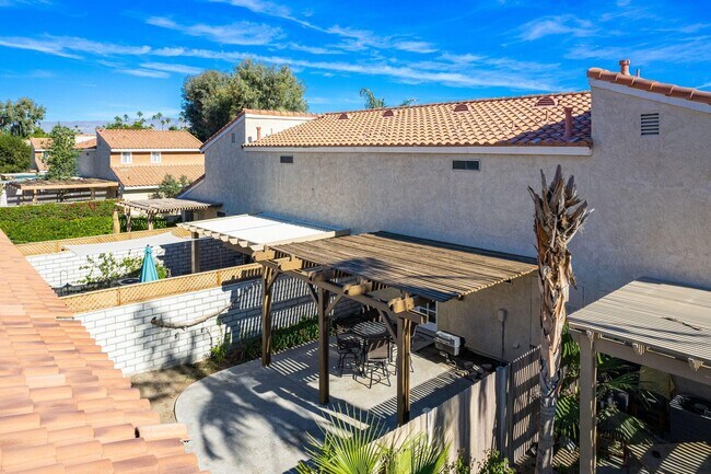 Back Patio - 415 Tava Ln