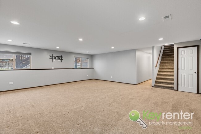 Building Photo - Beautiful 4 Bedroom 3 Bath | Goddard School District