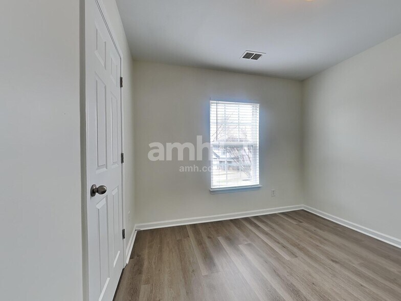 Building Photo - 3736 Amber Meadows Dr