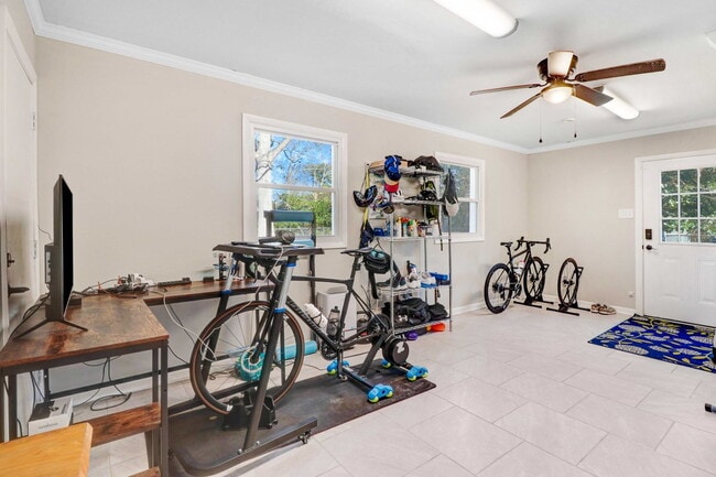 Building Photo - SPACIOUS & UPDATED 2-Story in Goldsboro *Convenient Location*