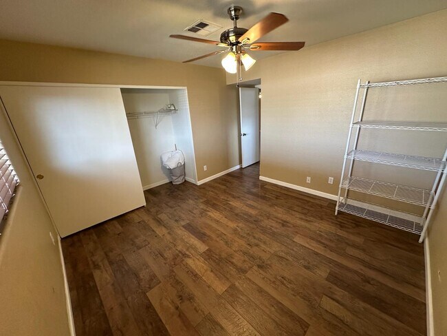 Building Photo - 18202 N 33rd Ave