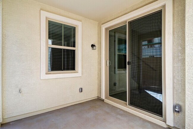Building Photo - PRIDE TO LIVE, NEWER BUILT COMMUNITY IN CORE CHANDLER. MUST SEE COMMUNITY AMENITIES