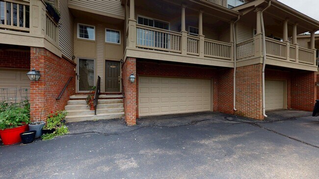 Primary Photo - 2974 Barclay Way