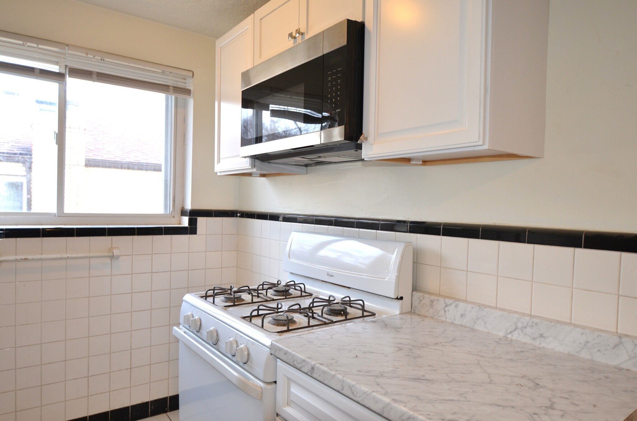 Building Photo - 2532 Williams Ave