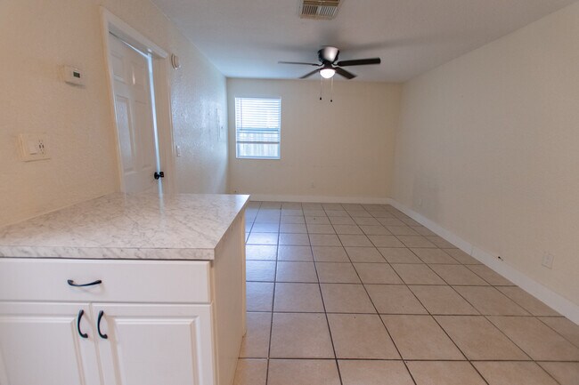 Building Photo - 1414 San Juan Ct