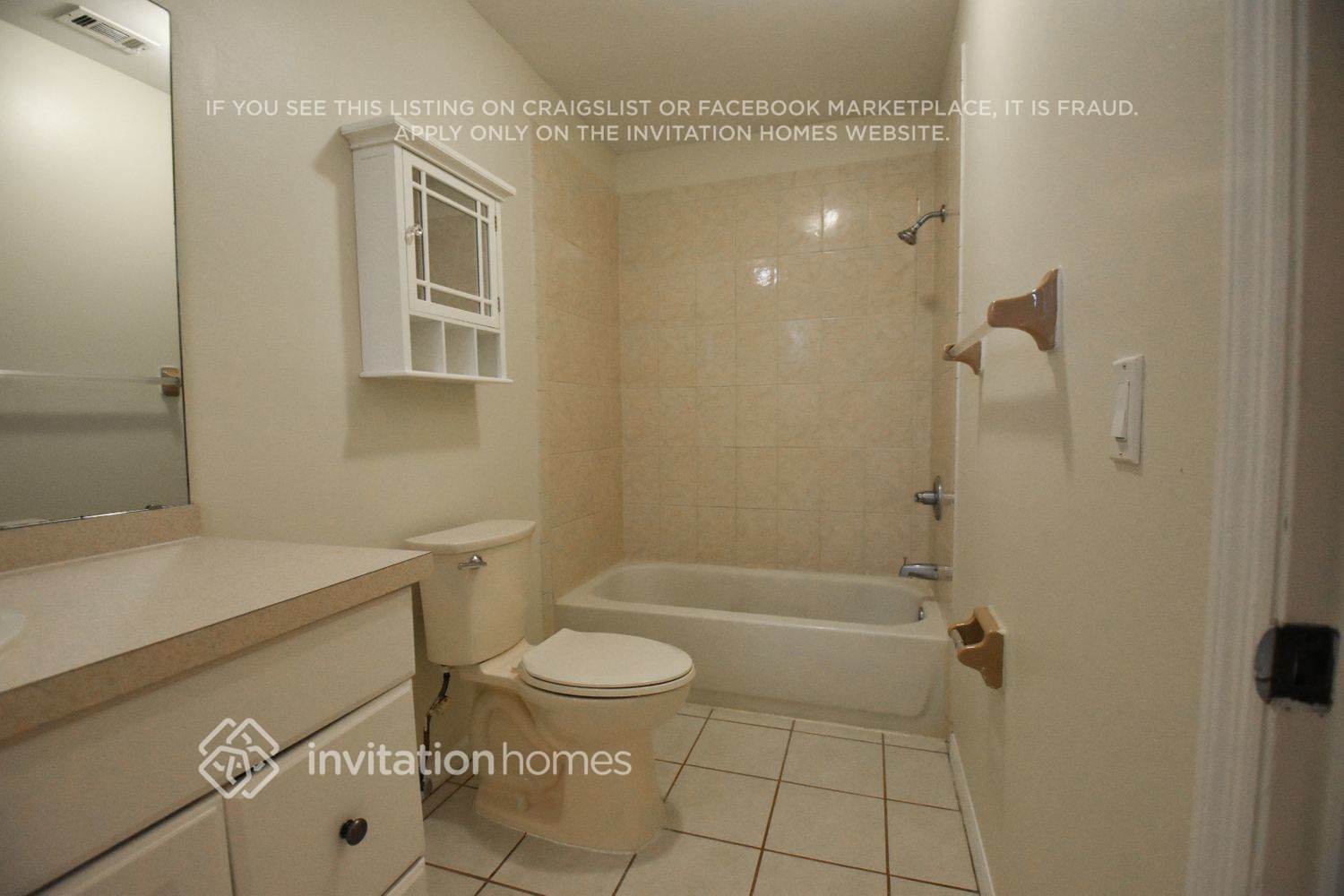 Building Photo - 490 Albenga Rd NW
