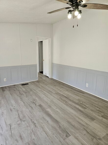 Living Room - 16471 Pisces Rd