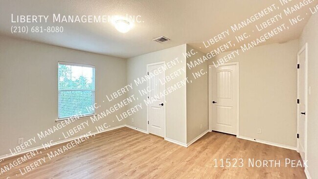 Building Photo - 11523 North Peak-