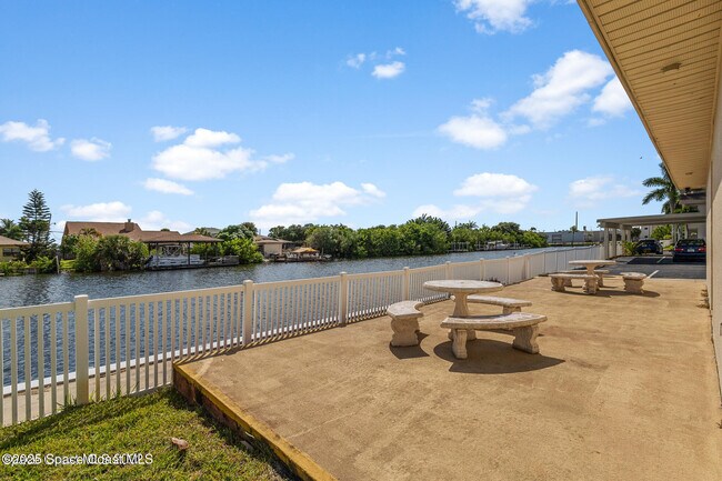 Building Photo - 250 N Banana River Dr