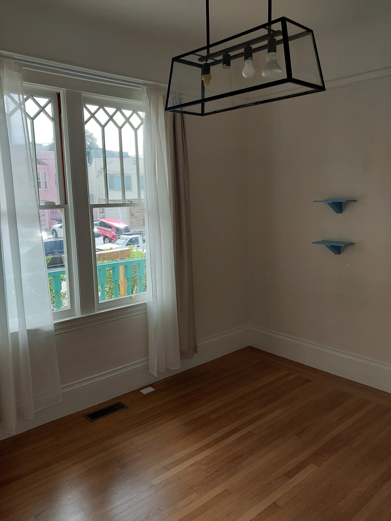 Building Photo - 1110 Hollister Ave