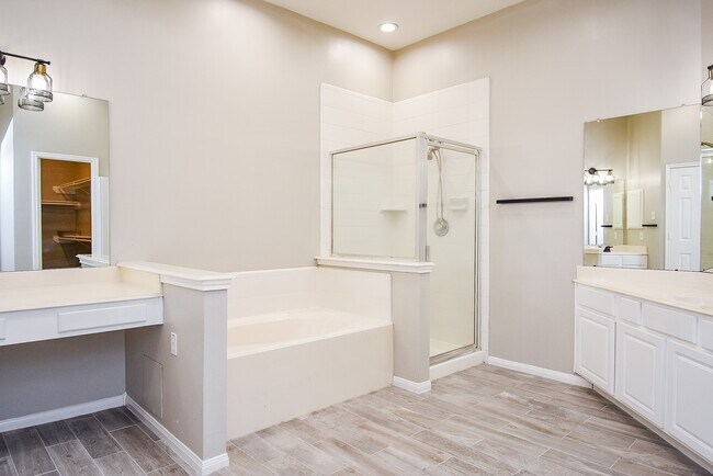 Building Photo - 23122 Beech Canyon Dr