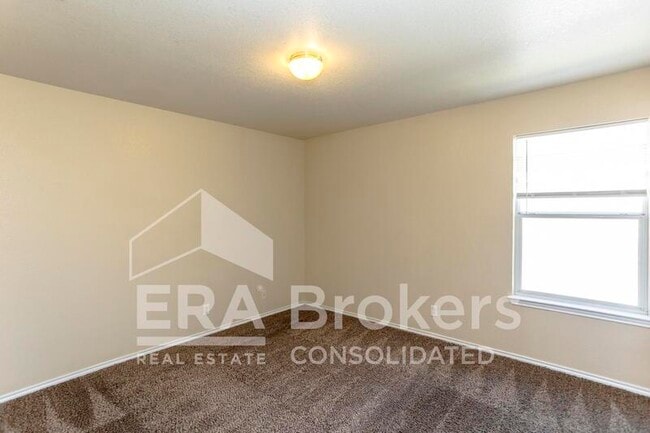 Building Photo - 5705 A Allstar Ct