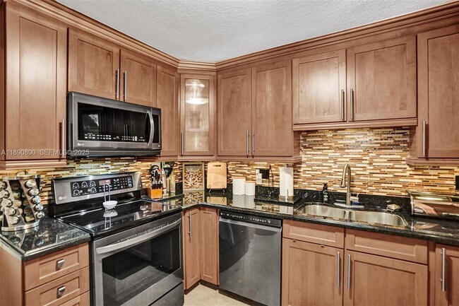 Building Photo - 1811 Jefferson St