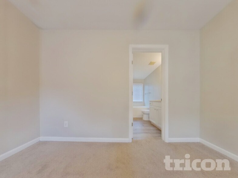 Building Photo - 157 Millwheel Dr