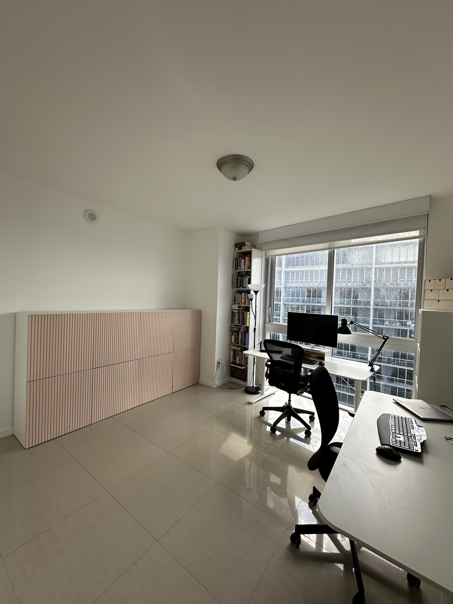 Building Photo - 475 Brickell Ave