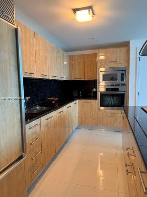 Building Photo - 6899 Collins Ave