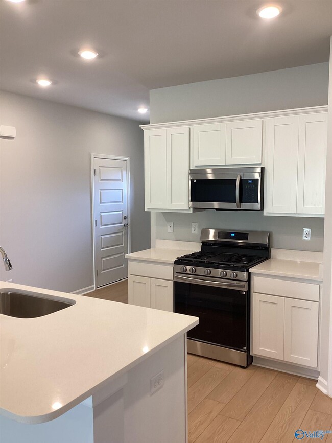 Building Photo - 28589 Whitehall Ln