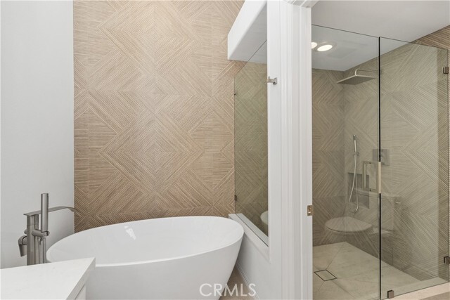 Building Photo - 35 Costa Brava