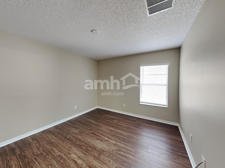 Building Photo - 15157 Perdido Dr