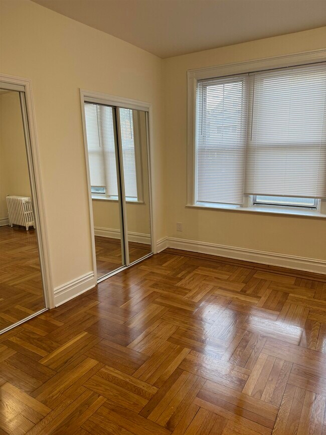 Building Photo - 873 Avenue C