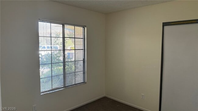Building Photo - 3025 Harborside Dr