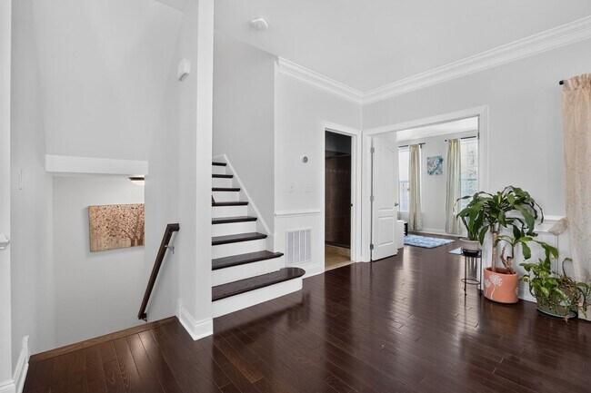 Building Photo - Spacious 3BR Condo in Westborough