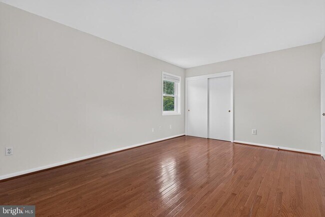 Building Photo - 3149 Southfield Dr