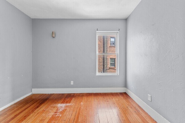 Building Photo - 5 Timothy Ave