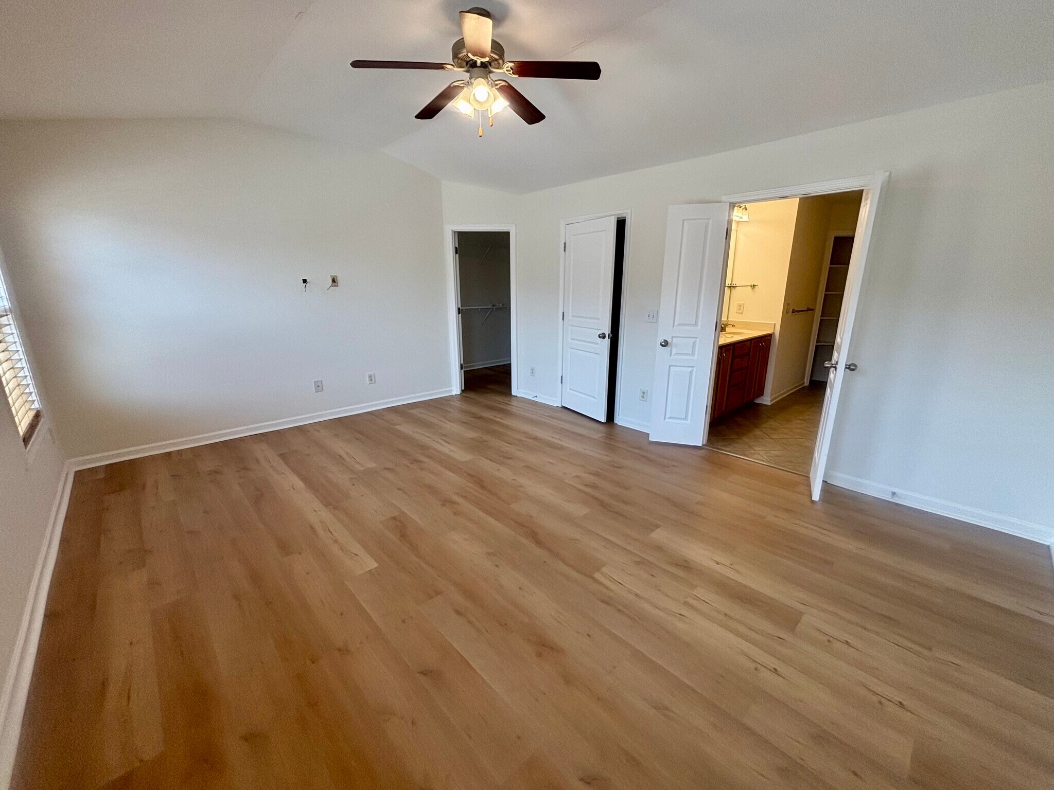 Building Photo - 119 Townview Dr