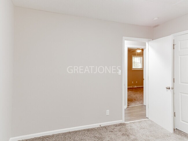Building Photo - NOW OFFERING HALF OFF THE FIRST FULL MONTH...
