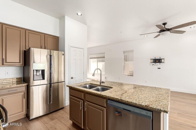 Building Photo - 7701 E Buteo Dr